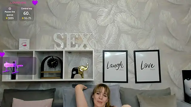 KattyPeachX online show from 11, 3, 2025