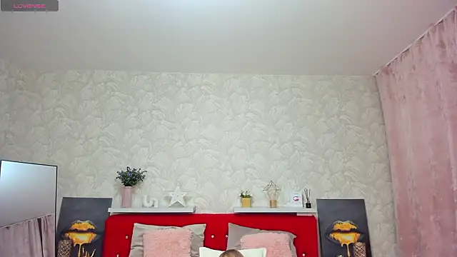 KattyPeachX online show from 3, 2, 2026