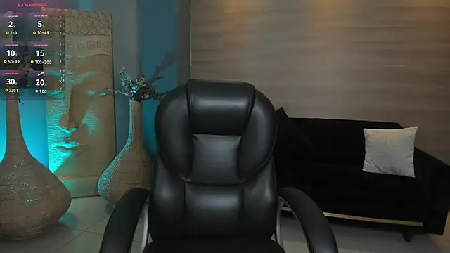 ValeriaRoldanX online show from 11, 2, 2026