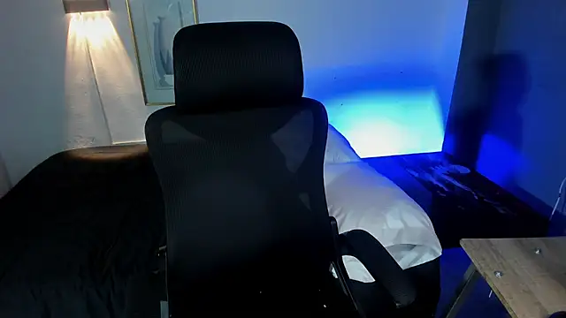 Travistanner 28 online show from 29, 11, 2025