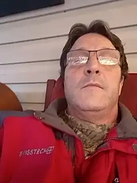 Snapshot of Sexyaron89285 chatting on 28, 10, 2025 Sexyaron89285 online show from 28, 10, 2025