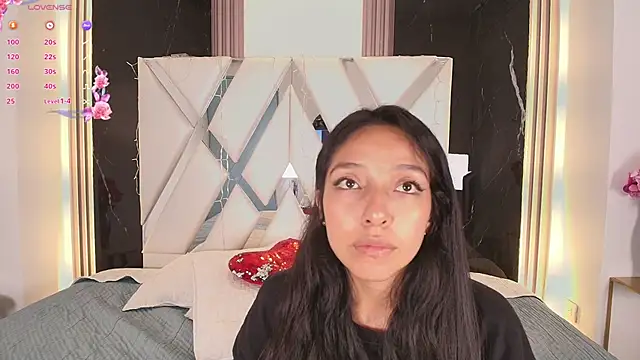 Valery wang online show from 22, 3, 2025