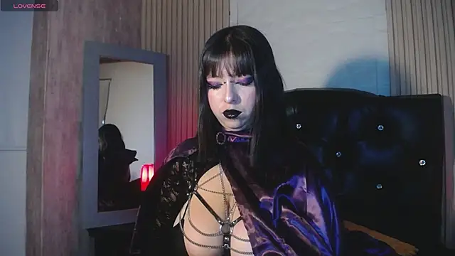 kittyhouse hs online show from 20, 12, 2024