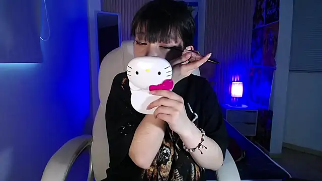 kittyhouse hs online show from 18, 9, 2025