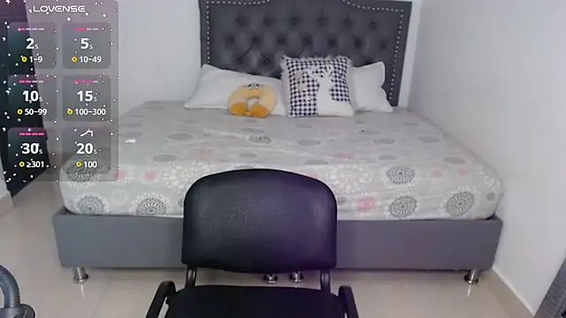 Snapshot of pamela_ chatting on 18, 12, 2024 pamela  online show from 18, 12, 2024