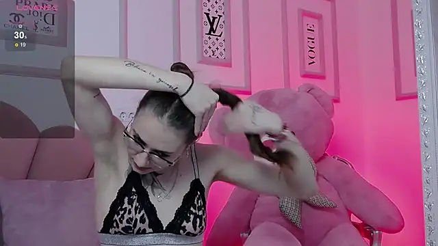 Abby  White online show from 10, 3, 2025