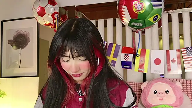 Kitty Eliffe online show from 17, 6, 2026