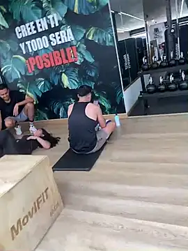 Snapshot of Danifornari chatting on 8, 3, 2025 Danifornari online show from 8, 3, 2025