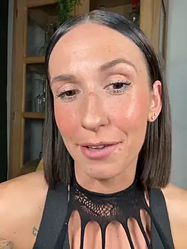 lola tentatiion online show from 5, 5, 2026