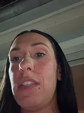 lola tentatiion online show from 4, 8, 2026