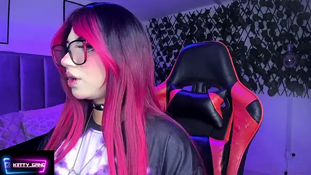 Kitty Gang online show from 13, 2, 2026