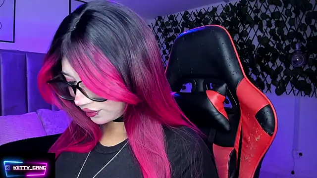 Kitty Gang online show from 14, 2, 2026