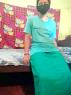 Snapshot of indiancouple09 chatting on 4, 12, 2024 indiancouple09 online show from 4, 12, 2024