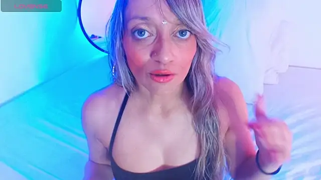 emma collson online show from 14, 12, 2025