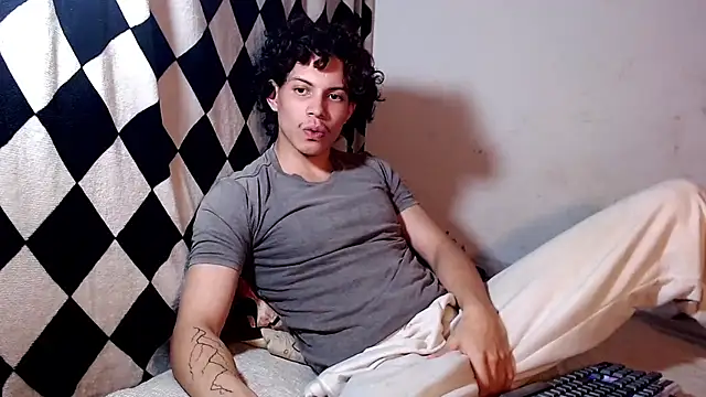 Snapshot of lax777_ chatting on 2, 4, 2026 lax777 online show from 2, 4, 2026