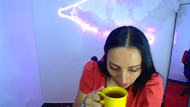 yaralyminjo2 online show from 23, 1, 2025