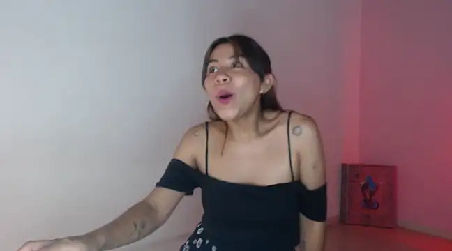 selene gils online show from 5, 3, 2025