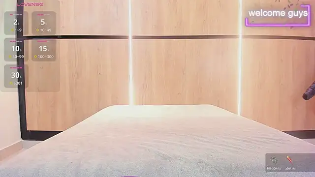 adela chase online show from 28, 11, 2025