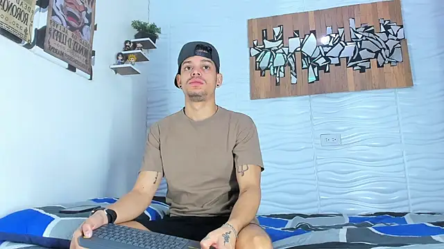 Snapshot of Friendsofeverything_ chatting on 26, 9, 2025 Friendsofeverything  online show from 26, 9, 2025