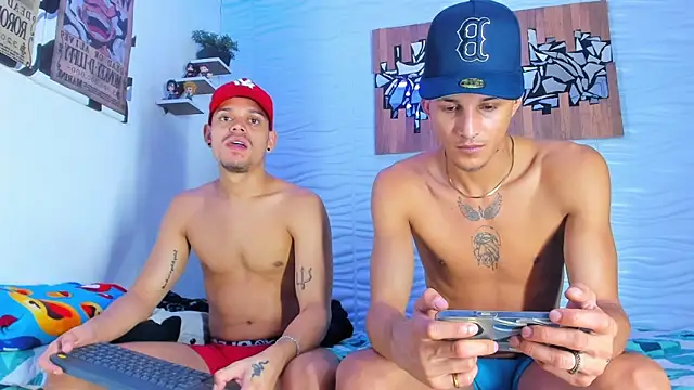 Snapshot of Friendsofeverything_ chatting on 10, 10, 2025 Friendsofeverything  online show from 10, 10, 2025