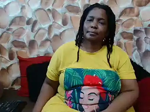 Snapshot of AfricanBigAssxx98 chatting on 17, 3, 2025 AfricanBigAssxx98 online show from 17, 3, 2025