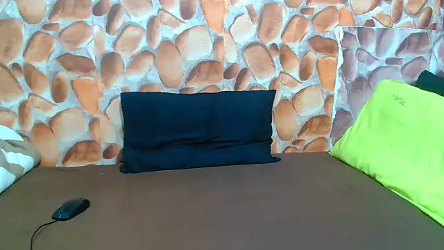Snapshot of AfricanBigAssxx98 chatting on 4, 10, 2025 AfricanBigAssxx98 online show from 4, 10, 2025