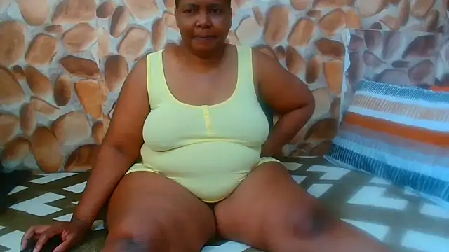 Snapshot of AfricanBigAssxx98 chatting on 14, 10, 2025 AfricanBigAssxx98 online show from 14, 10, 2025