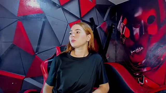 Hana and Zeta online show from 20, 12, 2025