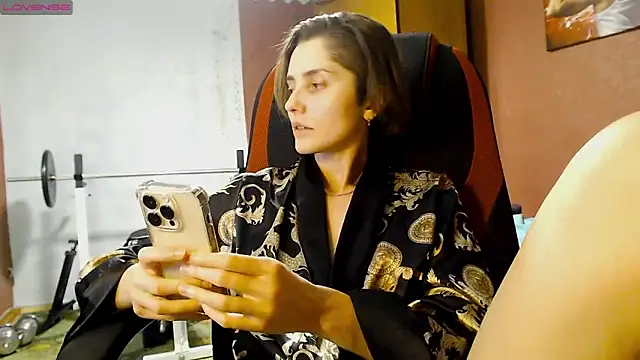 Snapshot of womanstrong78 chatting on 5, 1, 2025 womanstrong78 online show from 5, 1, 2025