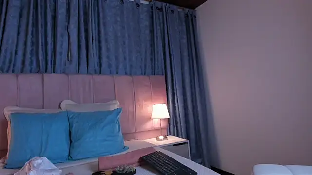 x milu online show from 11, 3, 2025