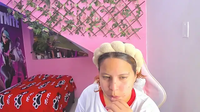 marcellaa303av online show from 4, 1, 2025