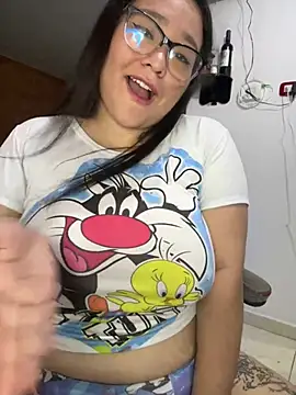 CinnamonCookiez online show from 25, 12, 2024