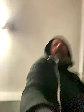 Snapshot of carlosc0f chatting on 11, 10, 2025 carlosc0f online show from 11, 10, 2025