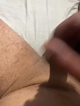 Snapshot of carlosc0f chatting on 8, 11, 2025 carlosc0f online show from 8, 11, 2025