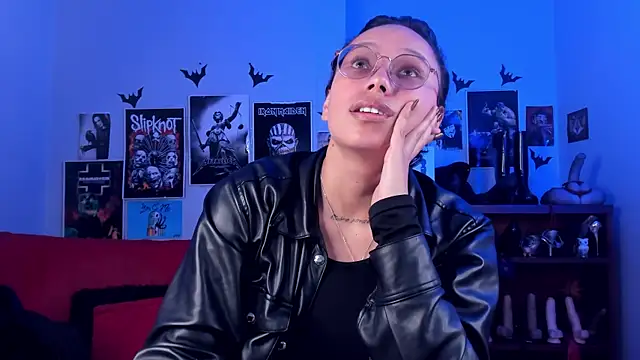 lilith-deveraux online show from 2, 4, 2026