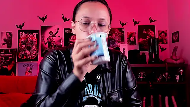 lilith-deveraux online show from 9, 4, 2026