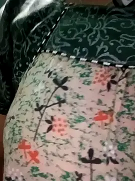 Snapshot of gunjan22 chatting on 8, 12, 2024 gunjan22 online show from 8, 12, 2024