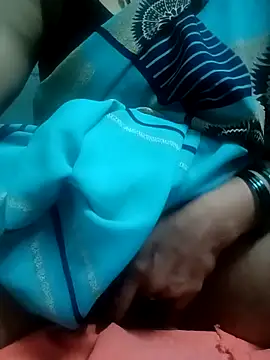 Snapshot of gunjan22 chatting on 30, 10, 2025 gunjan22 online show from 30, 10, 2025