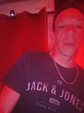 mika11100 online show from 3, 11, 2025