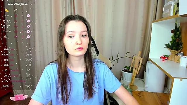 Fairyy Moon online show from 15, 1, 2025