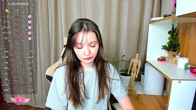 Fairyy Moon online show from 17, 1, 2025