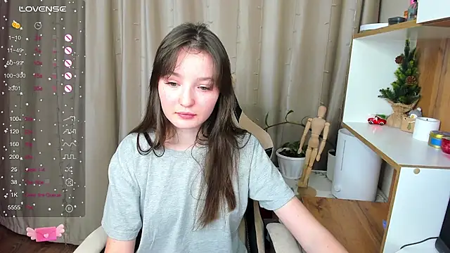 Fairyy Moon online show from 17, 1, 2025