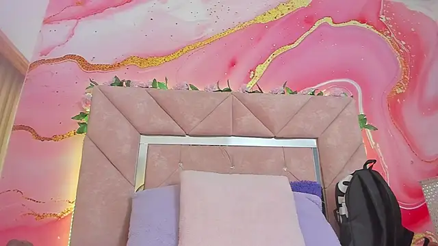 Taylor  cooper online show from 23, 3, 2026