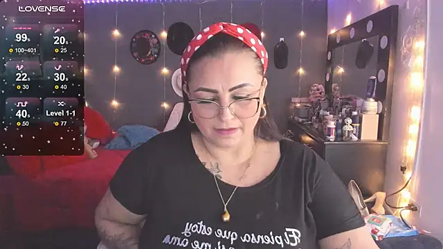 Ivonnee   online show from 26, 2, 2025