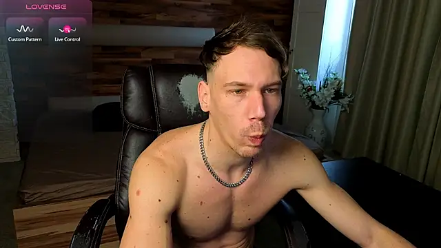 MateoBenjaminX online show from 5, 3, 2026