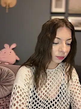 Mia Ethan online show from 13, 3, 2025