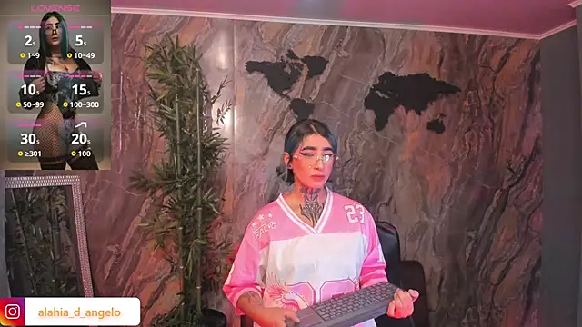 Alahia Dangelo online show from 11, 4, 2026