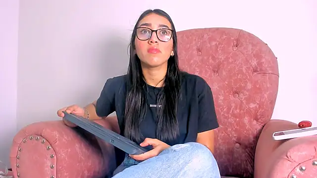  maria foxx  online show from 7, 1, 2025