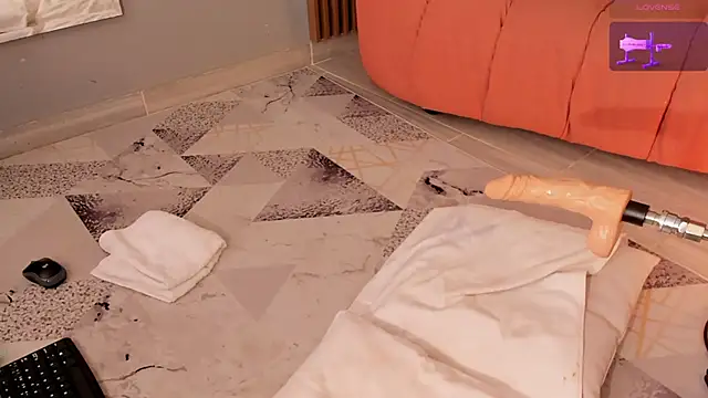 Eilin clio online show from 6, 1, 2025