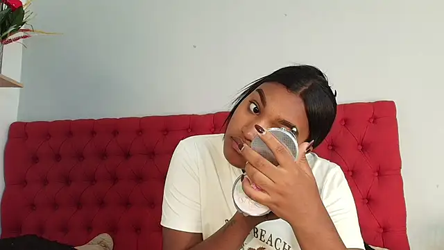 Snapshot of kayna_gomez chatting on 2, 7, 2026 kayna gomez online show from 2, 7, 2026